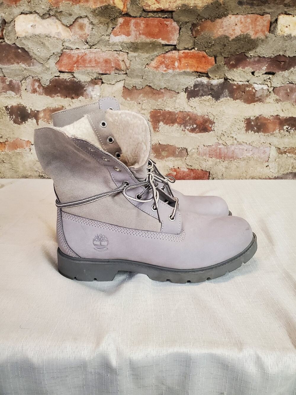 Timberland Womens Roll Top Boots US 8.5 Lavender Gray Waterproof Faux Fur Lined